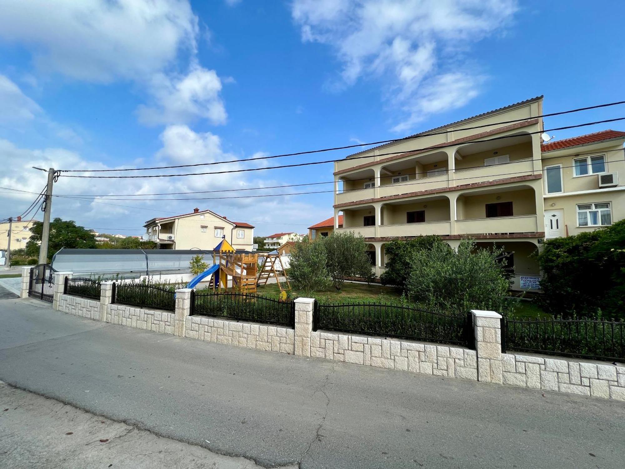 Apartments Piculjan لوبار المظهر الخارجي الصورة